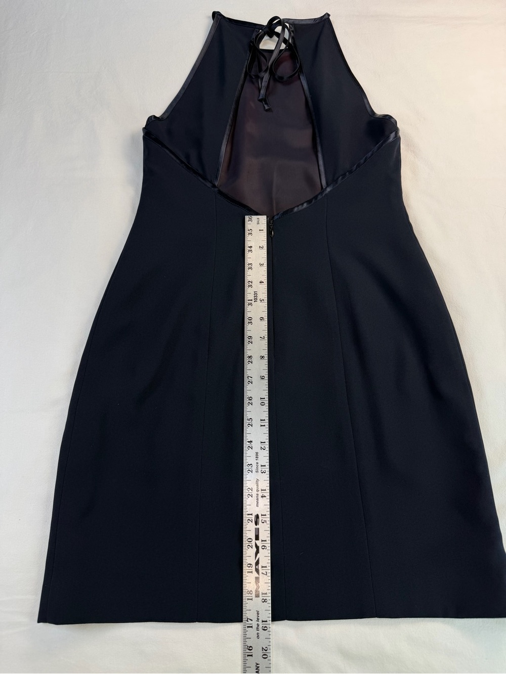 Laundry By Shelli Segal Dark Navy Open Back 90’s Halter Mini Dress - Picture 10 of 12